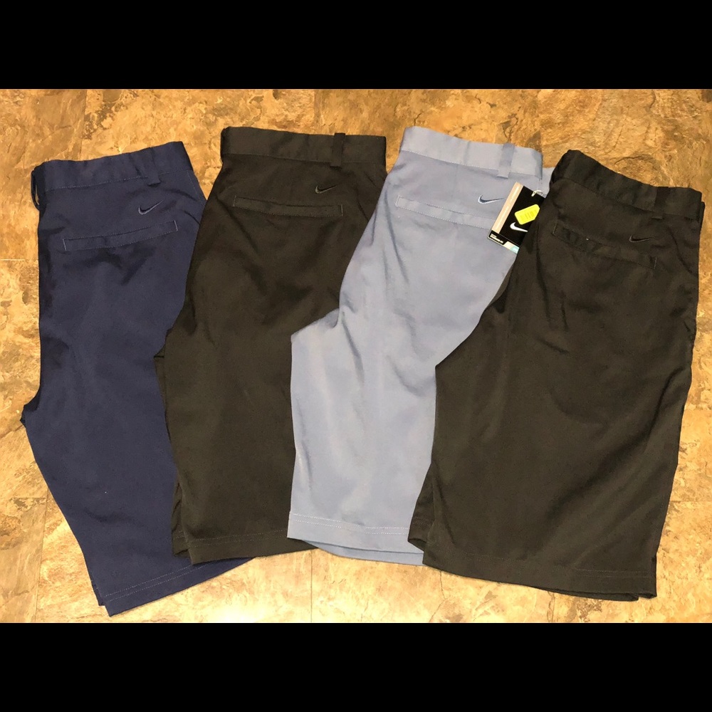Men’s Nike golf shorts size 30!